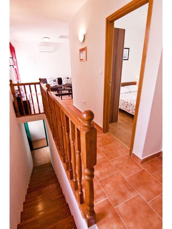 Apartments Cambi Kastela Ruang foto